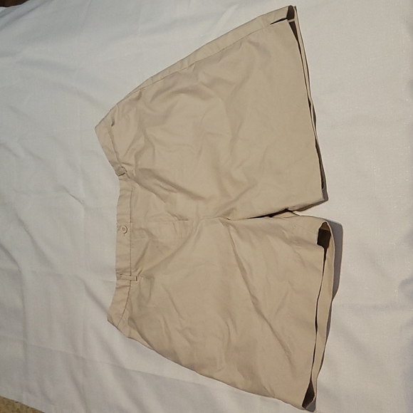 Tabi off white shorts size 16 petite - Picture 1 of 7